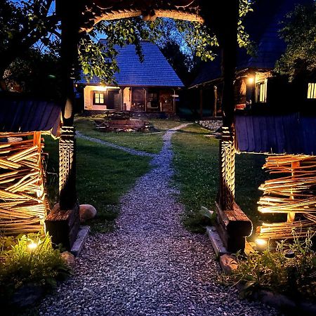 The Village Pension Bréb Kültér fotó