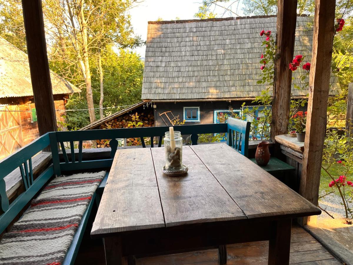 The Village Pension Bréb Kültér fotó