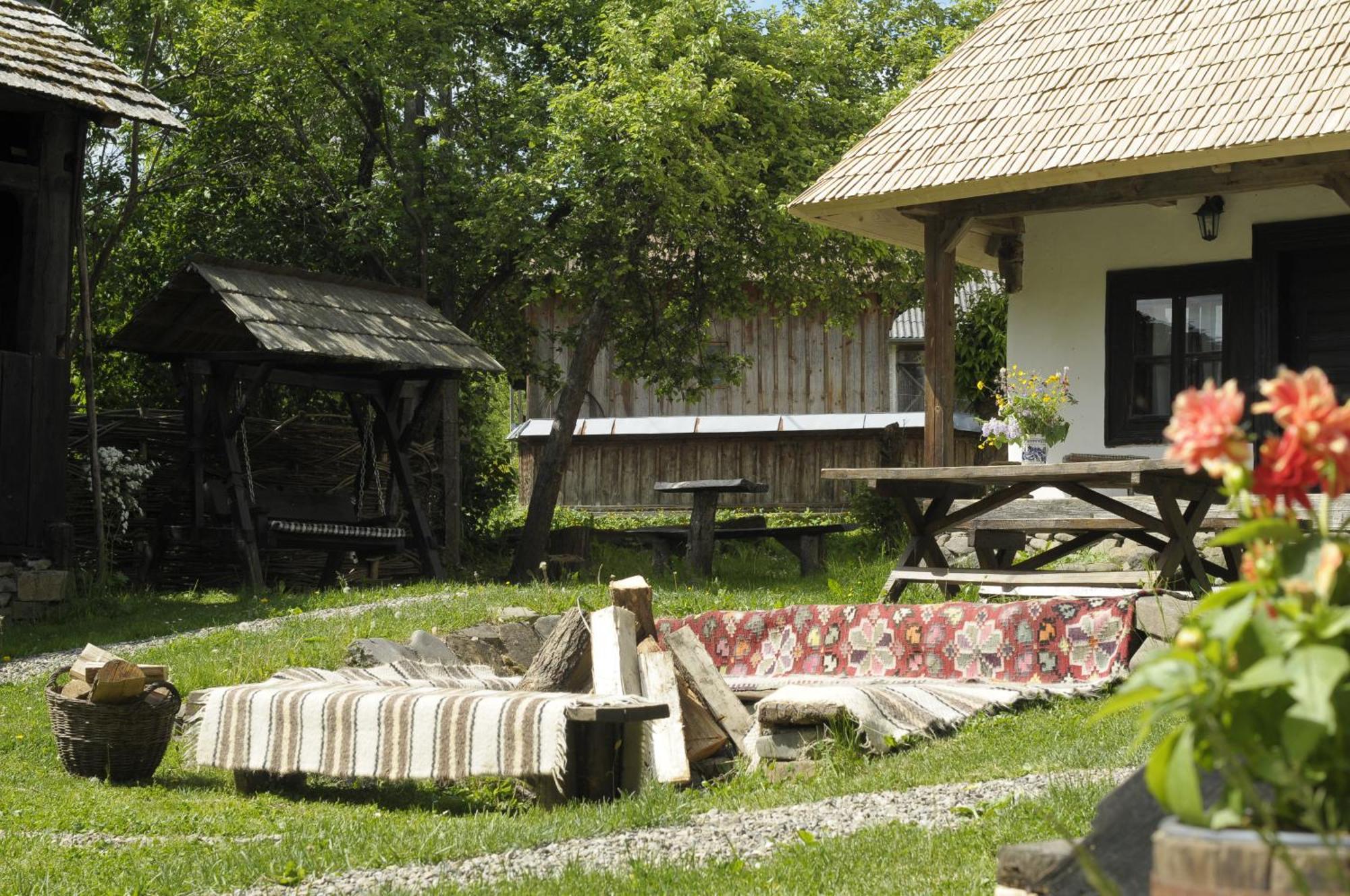 The Village Pension Bréb Kültér fotó